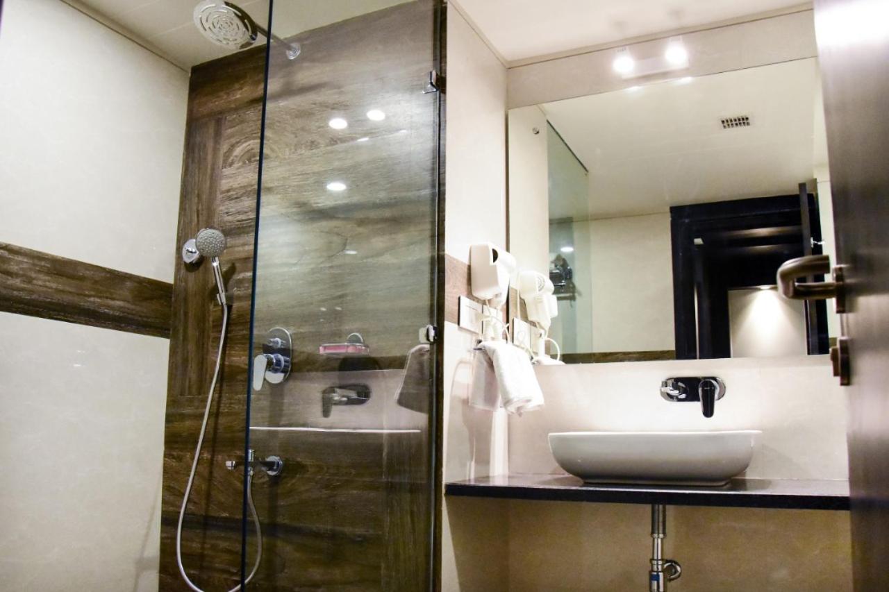 Hotel Platinum Shravasti Katra  Bagian luar foto