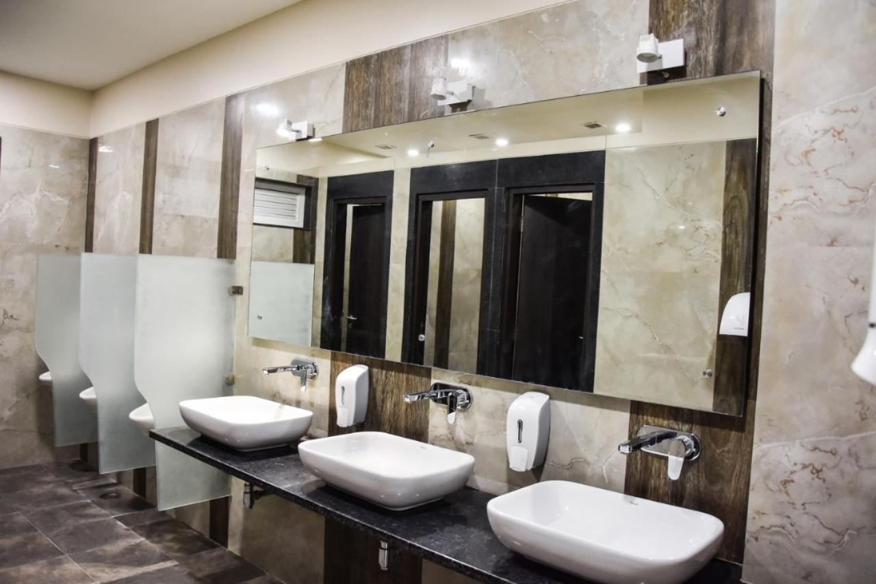 Hotel Platinum Shravasti Katra  Bagian luar foto