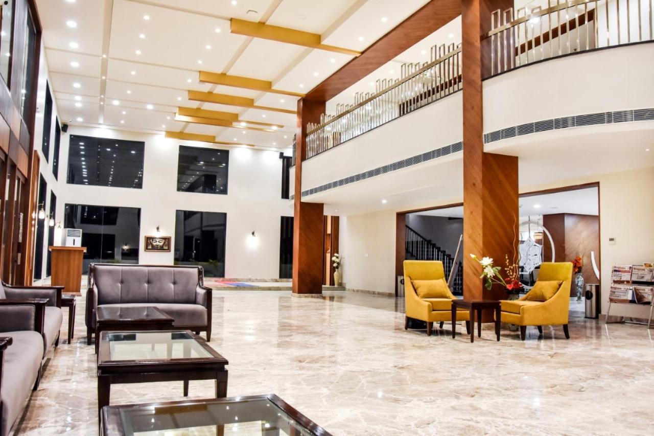Hotel Platinum Shravasti Katra  Bagian luar foto
