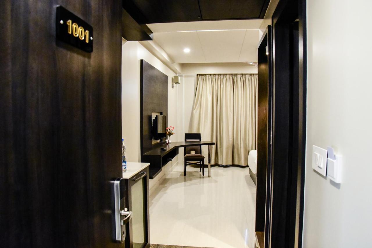 Hotel Platinum Shravasti Katra  Bagian luar foto