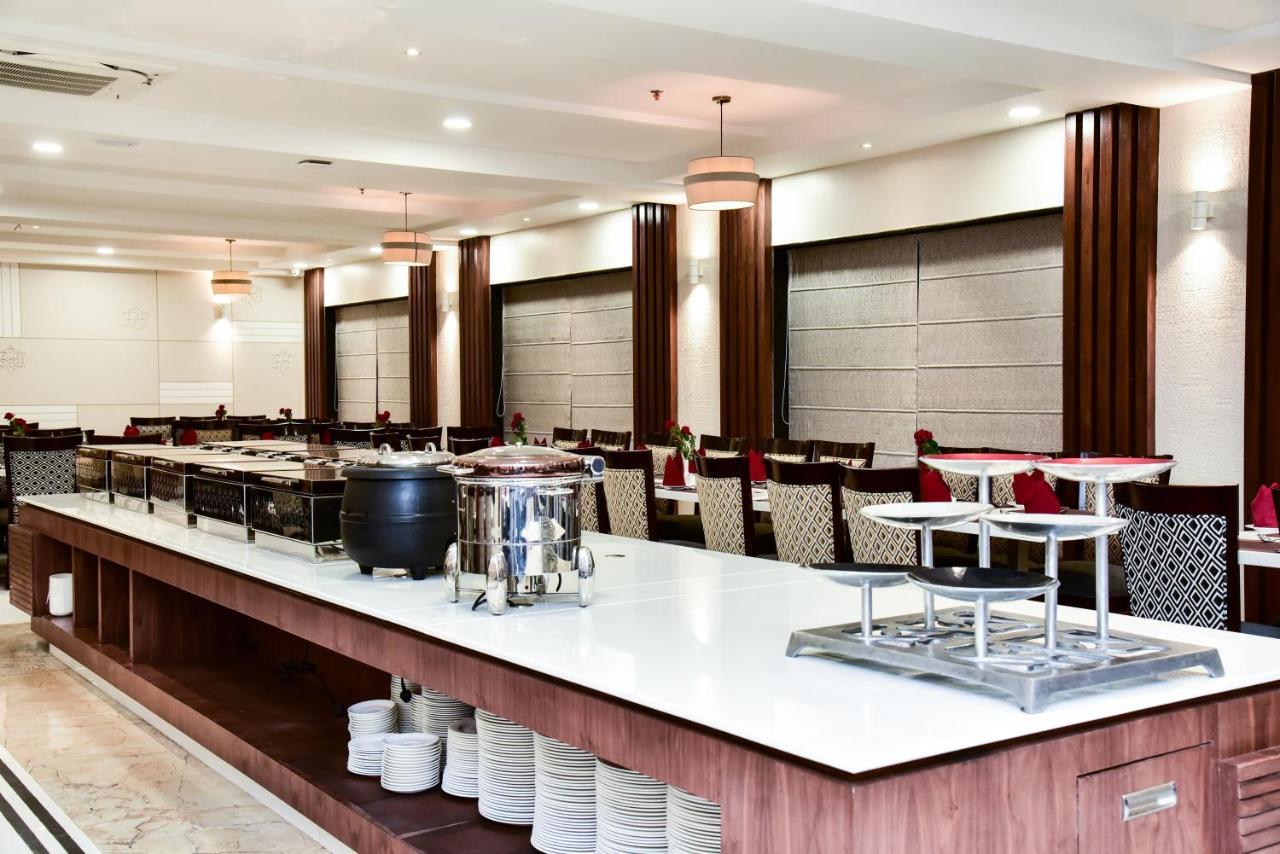 Hotel Platinum Shravasti Katra  Bagian luar foto